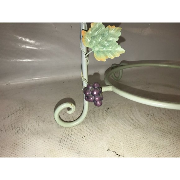 GRAPE VINE PLATE HOLDER Green Coated Metal Wire Picnic Buffet - Picture 3 of 8